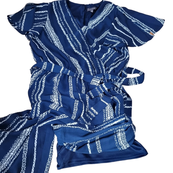 Luxology Palazzo Pantsuit - Picture 12 of 14